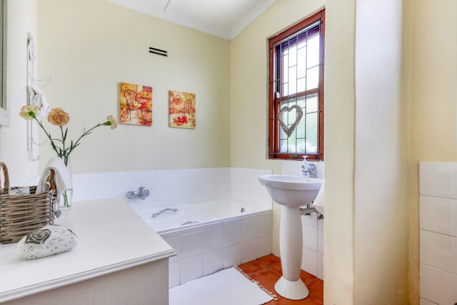 3 Bedroom Property for Sale in Kenilworth Upper Western Cape